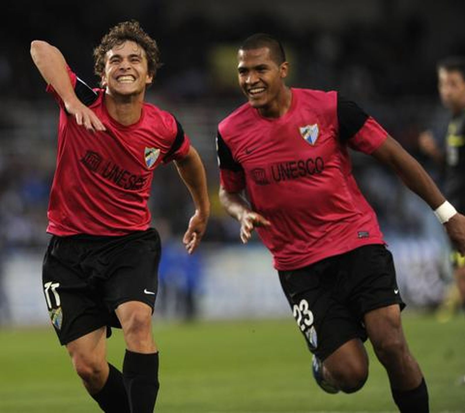 La Real Sociedad gana al Málaga tras una espectacular remontada (3-2)

Foto: Javier Etxezarreta / Efe