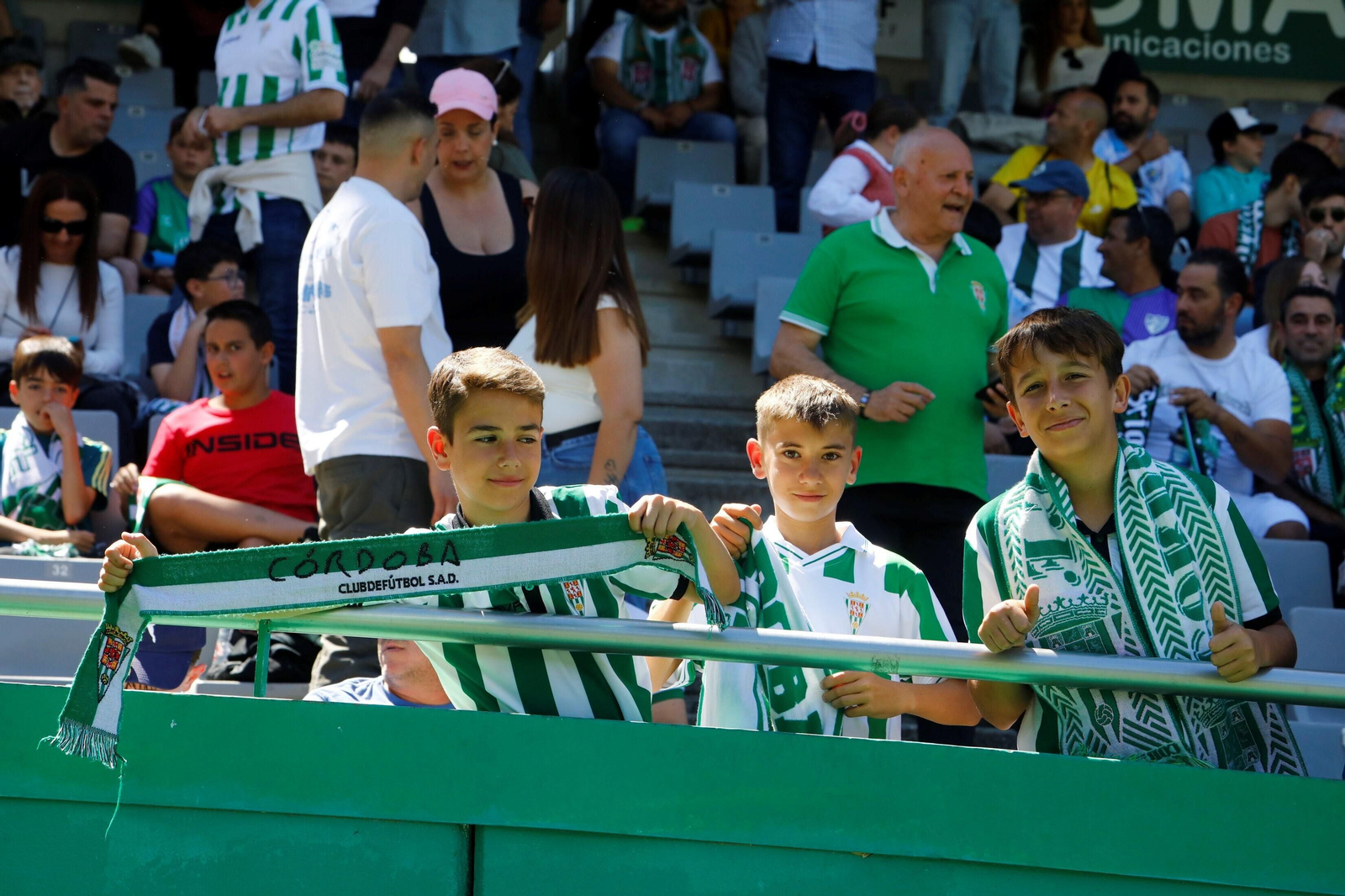 Búscate en el Córdoba - Málaga CF en las gradas de El Arcángel