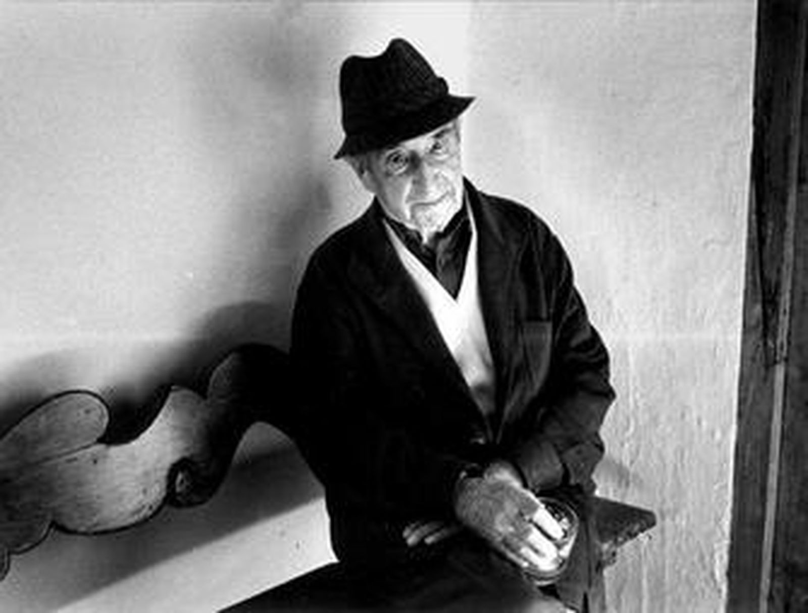 José Antonio Muñoz Rojas, poeta esencial de la Generación del 36 y lúcido testigo del último siglo en España.