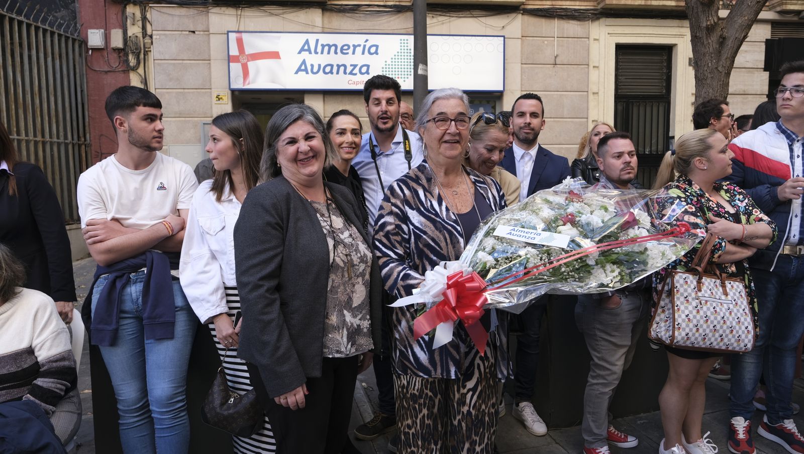 La procesión de la Santa Cena en Almería, en imágenes