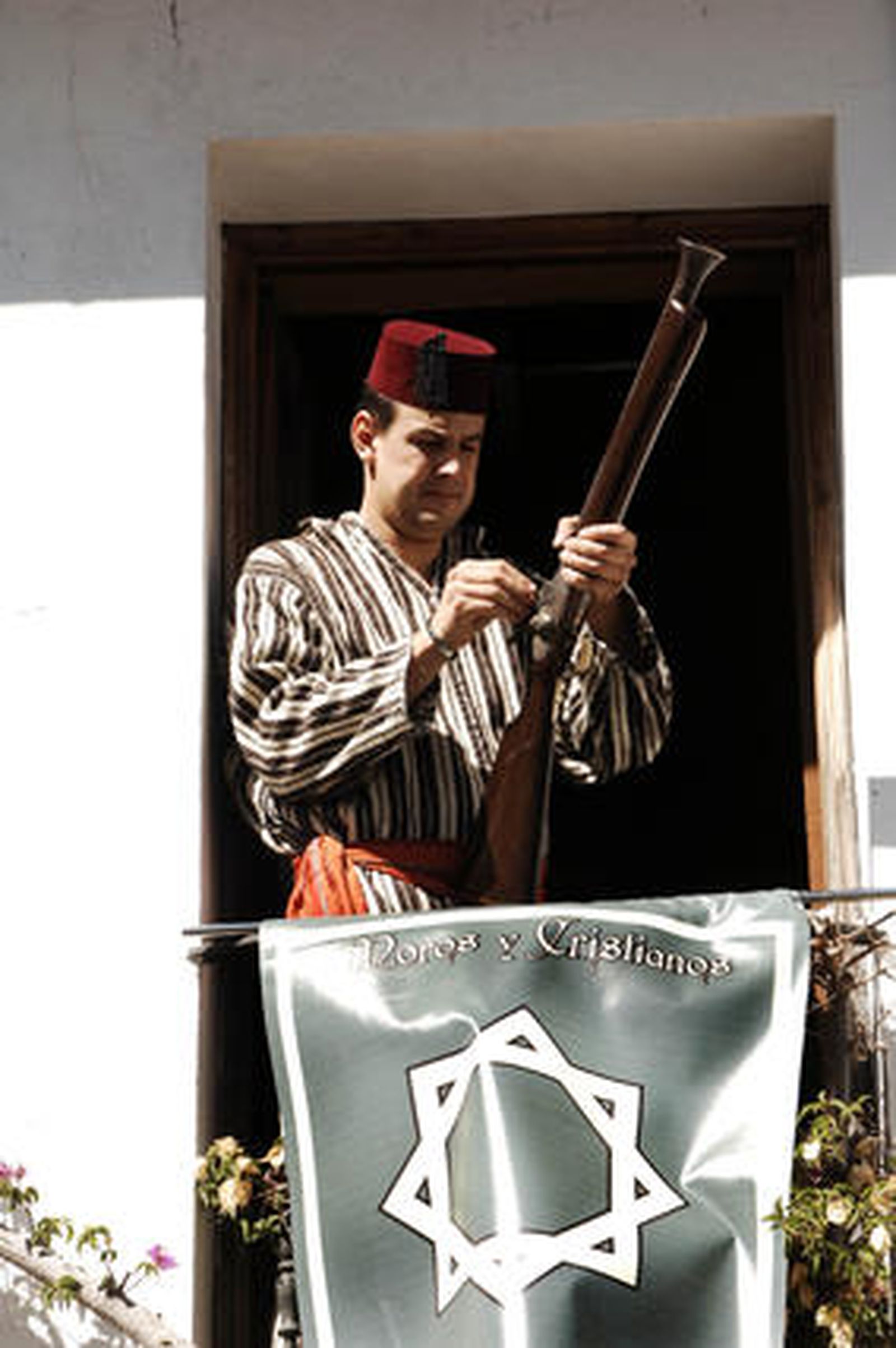 Benamahoma recrea la lucha entre ambos grupos durante la Reconquista en el fin de semana

Foto: Ramon Aguilar
