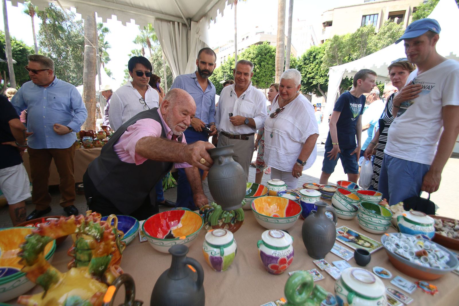 Fotogalería de la inauguración de la feria de alfarería. Feria de Almería 2019