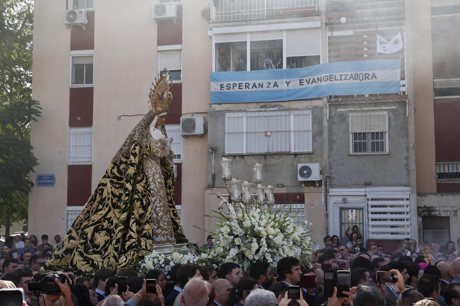 Las Tres Mil se empapa de Esperanza