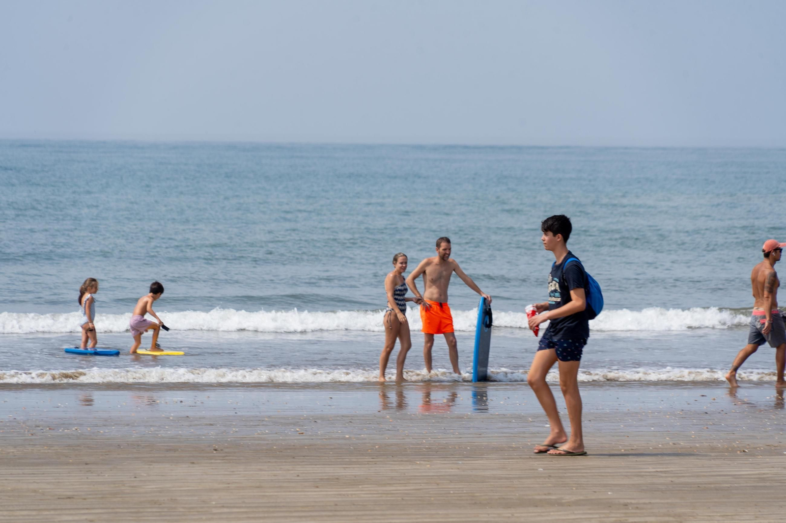 El ambiente de las playas de Huelva el domingo 24 de agosto