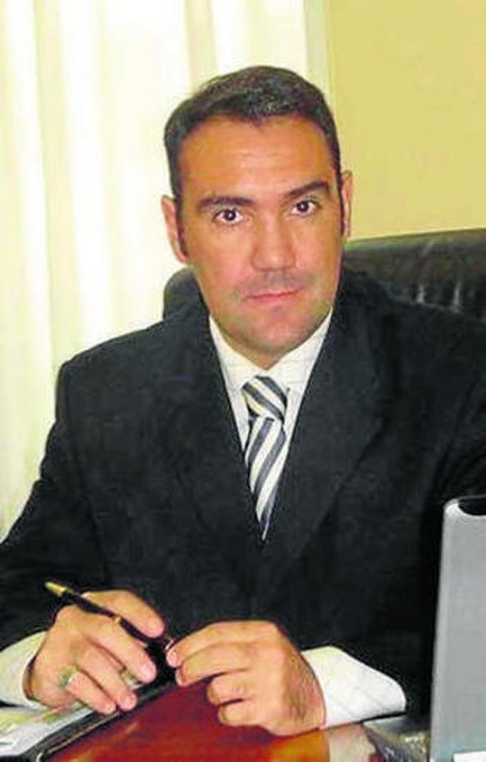 Samanes, consejero de Canal 13 TV.