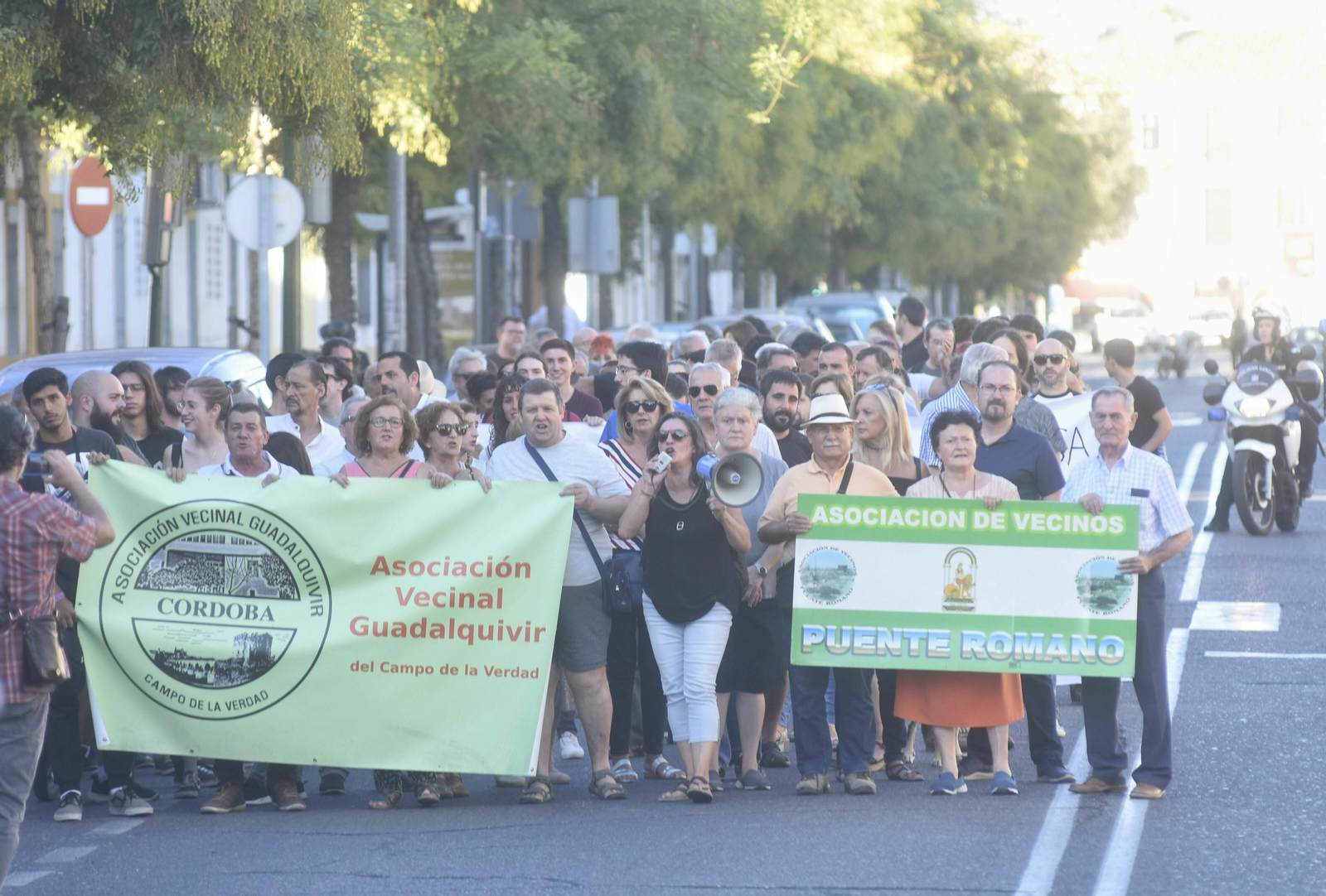 Los vecinos del Distrito Sur alzan la voz contra las casas de apuestas.