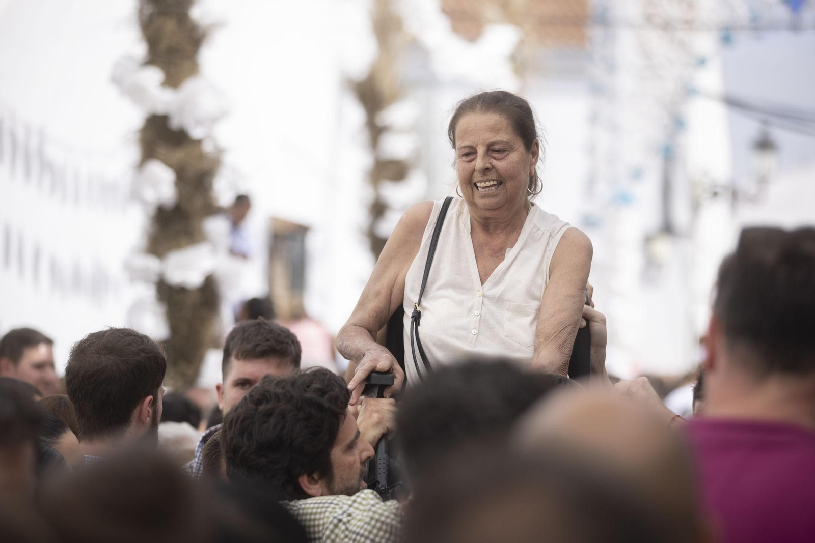 El sentimiento rociero se refleja en la cara de los almonteños.