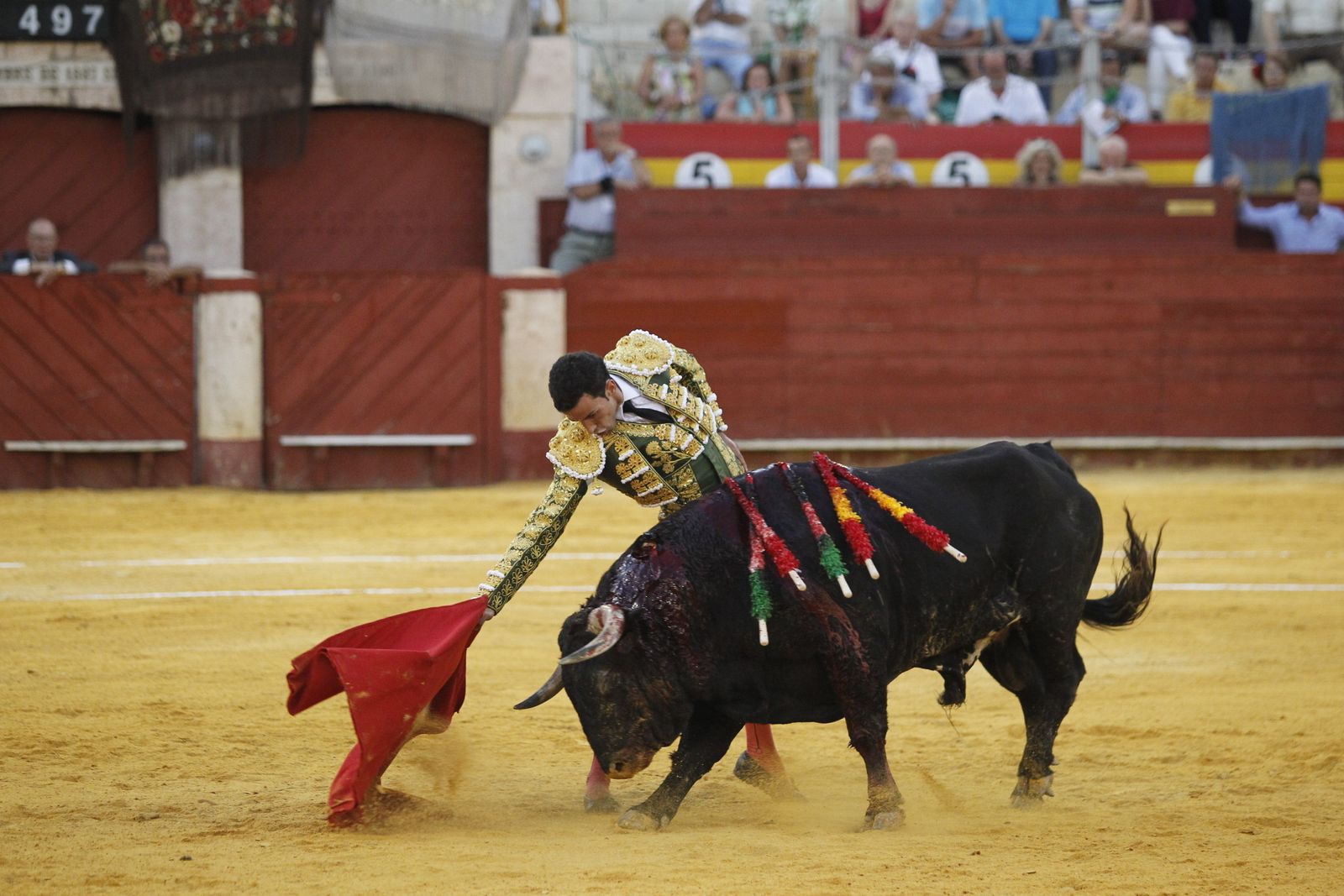 Fotogalería Primera Corrida de Toros. Feria de Almería 2019
