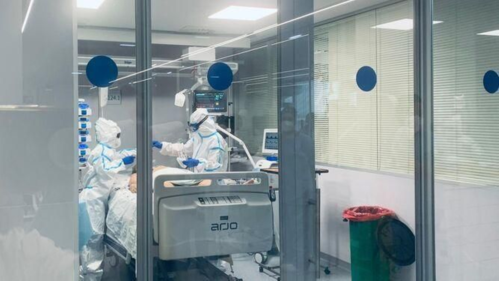 Un paciente con Covid ingresado en un centro sanitario. Un paciente con Covid ingresado en un centro sanitario.