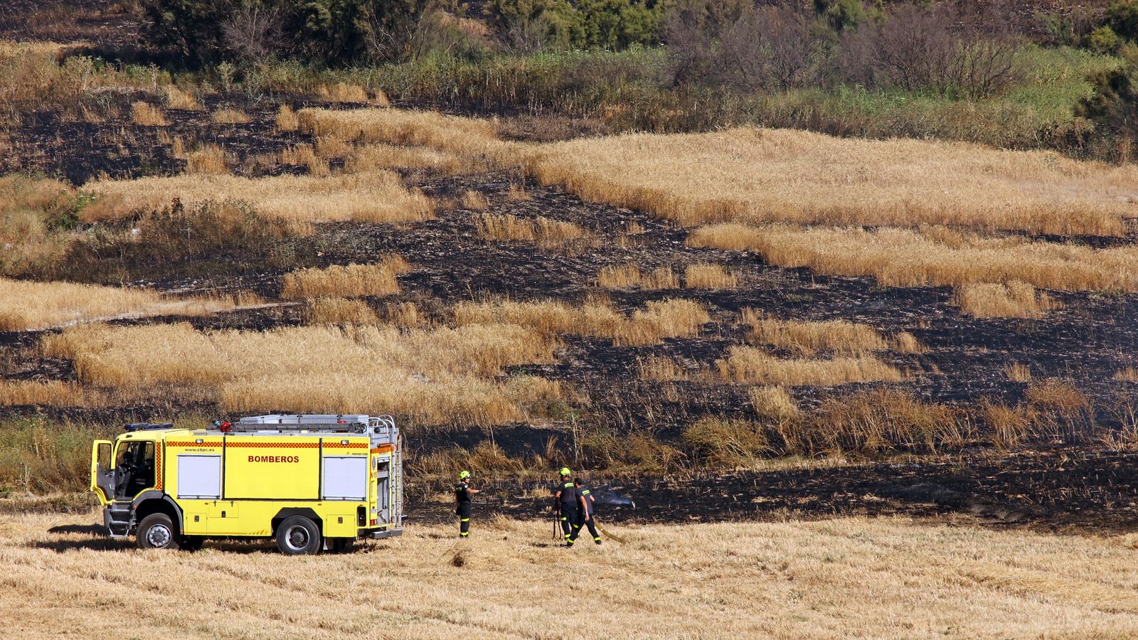 Incendio de pastos por la zona de Hogar Siloé