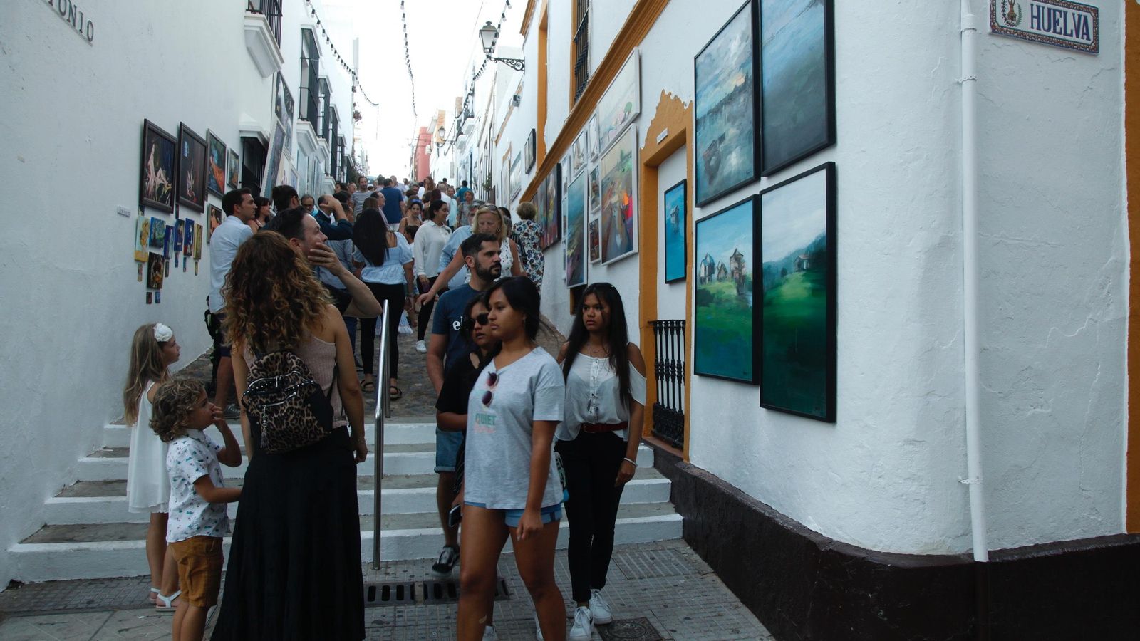 Cientos de cuadros por las calles de Ayamonte.