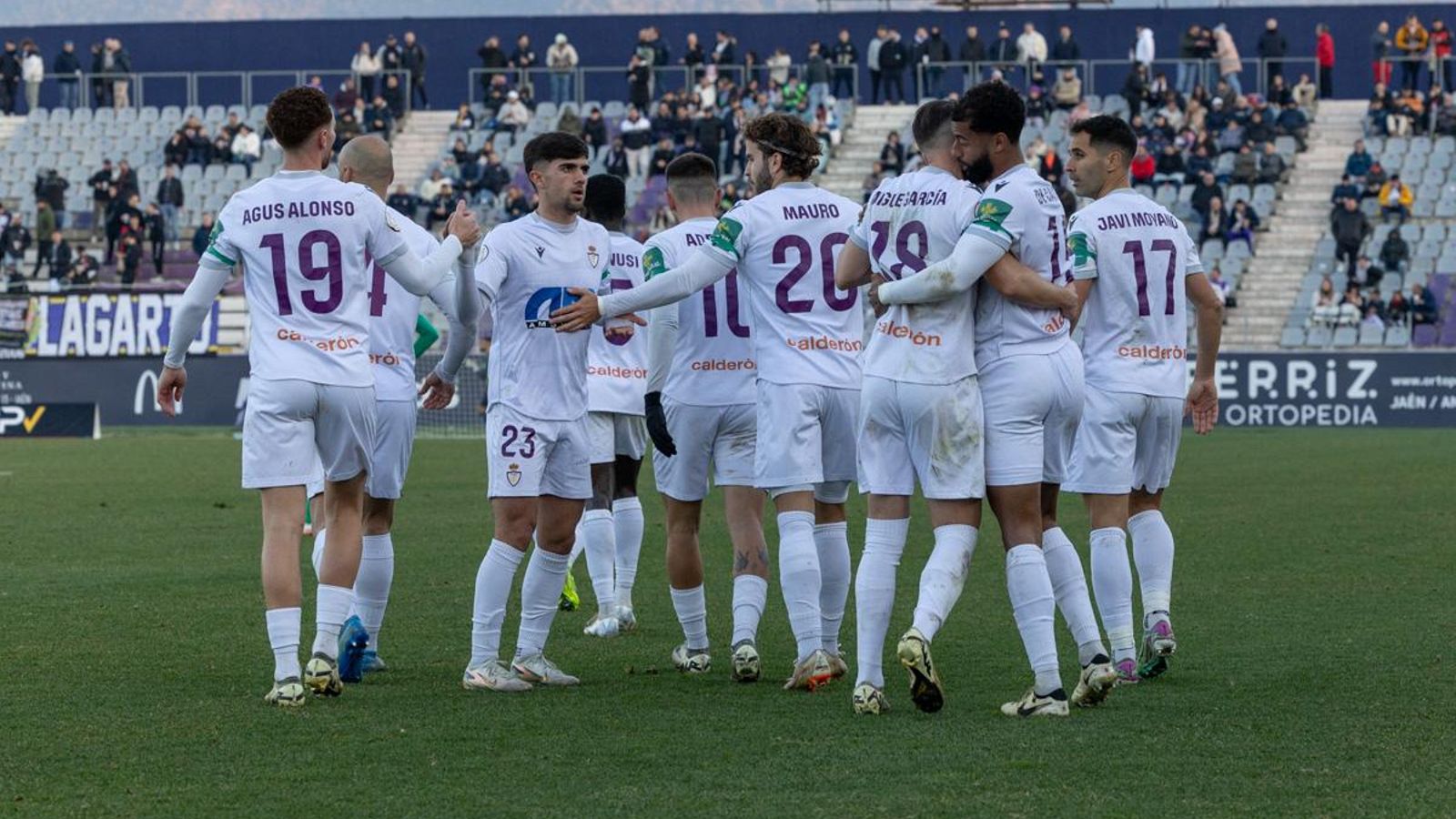 Chumilla confía en la plantilla para lograr el ascenso directo.