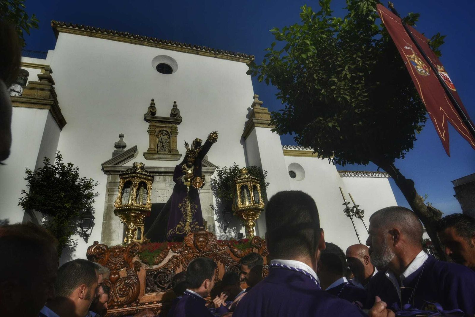El Nazareno, en el momento de abandonar Santa María la Coronada