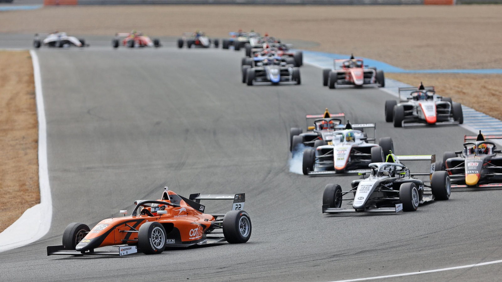 Imágenes del gran ambiente de fiesta en la Racing Weekend y el 40 aniversario del Circuito de Jerez