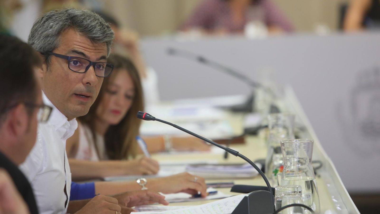 Fran Romero, portavoz de AxSí, durante el pleno. Fran Romero, portavoz de AxSí, durante el pleno.