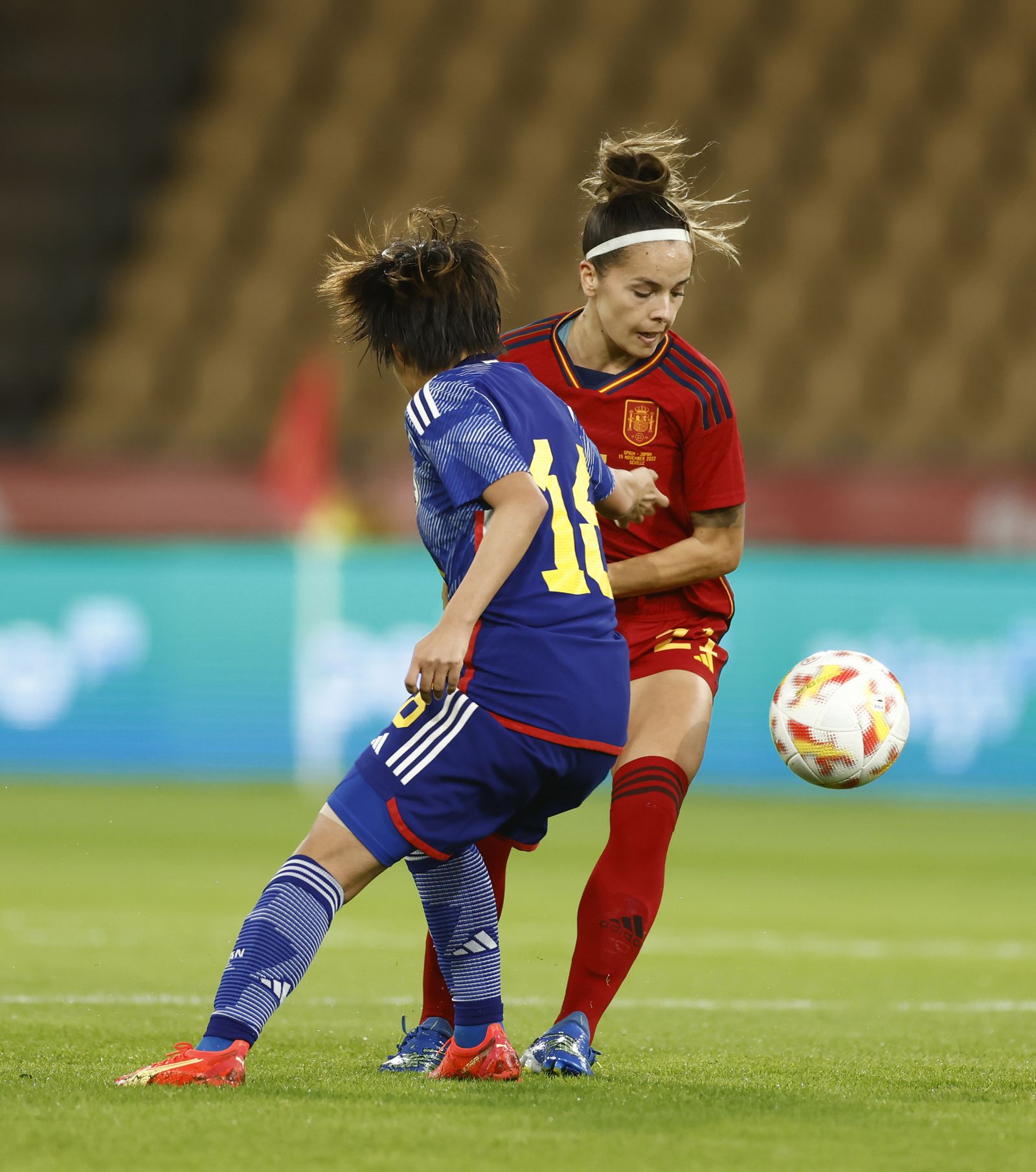 Las imágenes del España - Japón femenino en Sevilla