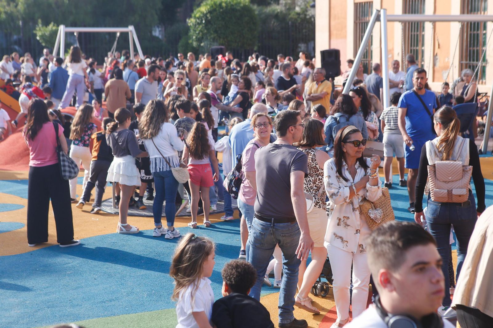 Las fotos de la inauguración del nuevo parque infantil junto al Conservatorio de La Línea