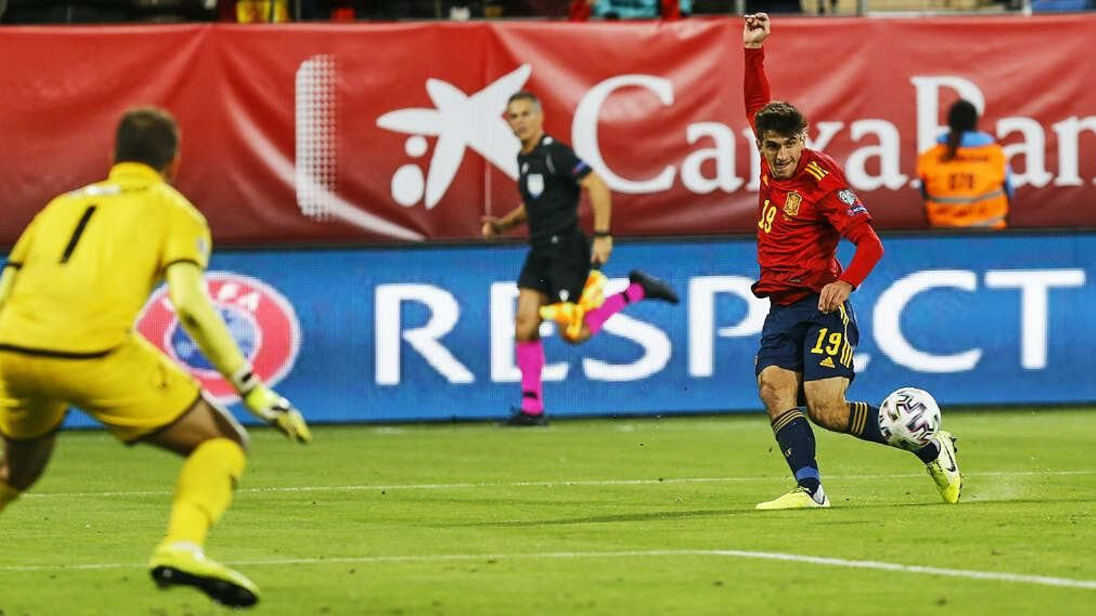 Las imágenes del España-Malta en Cádiz