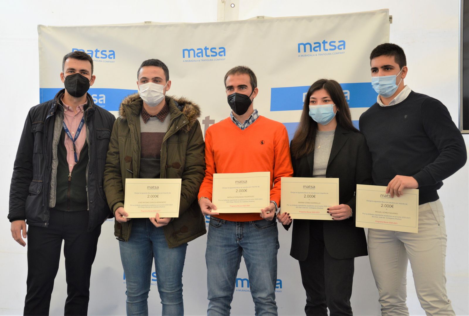 Estudiantes onubenses becados por Matsa.