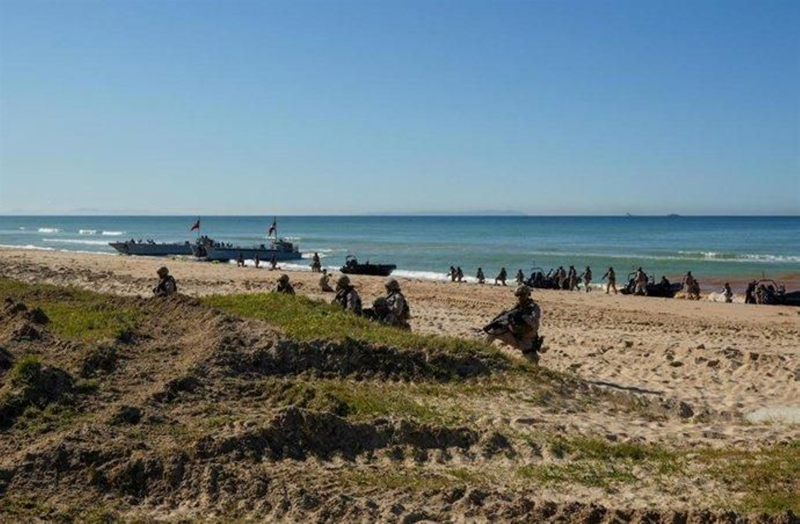 Exhibición militar por la Armada Española y la OTAN en la Playa del Retín el pasado mes de marzo.