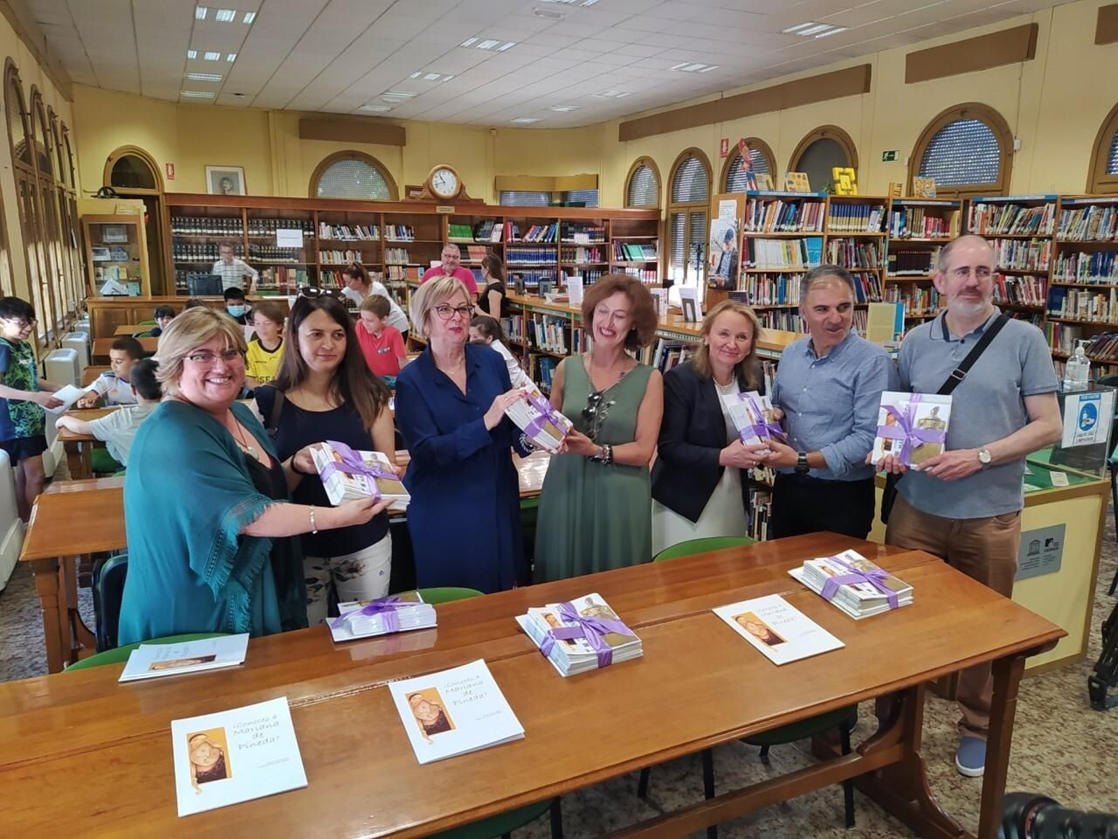 Granada edita un libro infantil para acercar la figura de Mariana Pineda