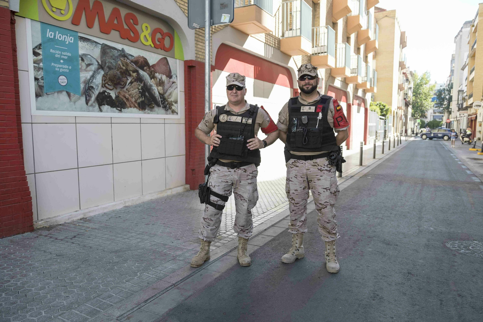 Las imágenes del desfile del Día de las Fuerzas Armadas en Sevilla