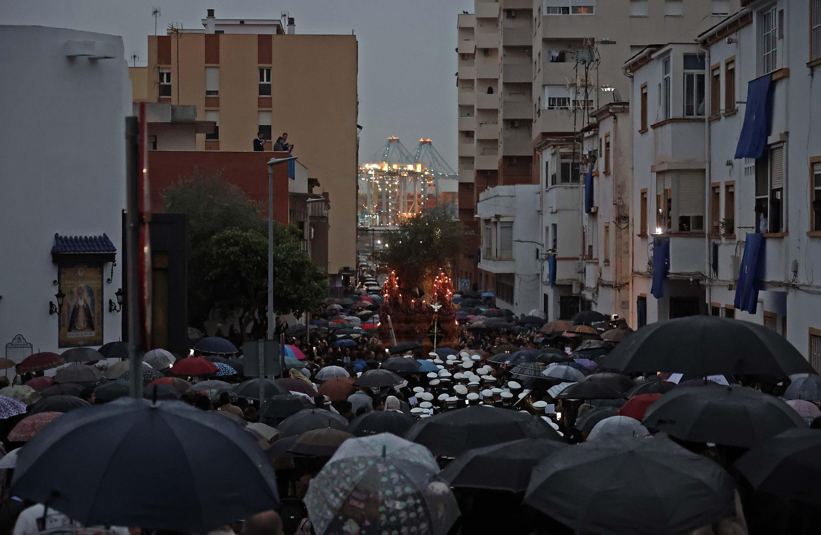 Fotos del Domingo de Ramos en Algeciras: La Borriquita y Oración en el Huerto