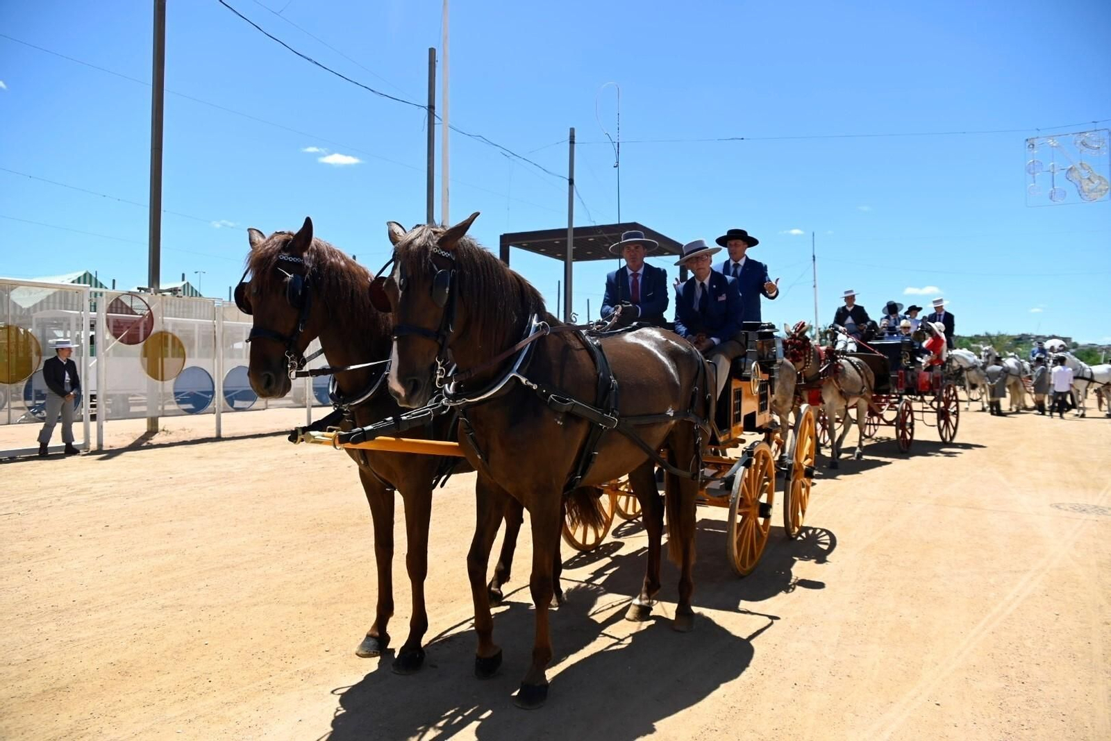 La exhibición de carruajes de caballos en la Feria de Córdoba, en imágenes