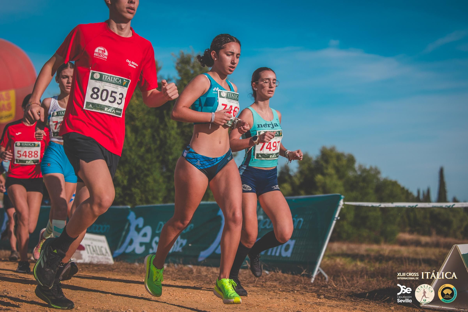Búscate en las fotos del Cross de Itálica 2025 | 6