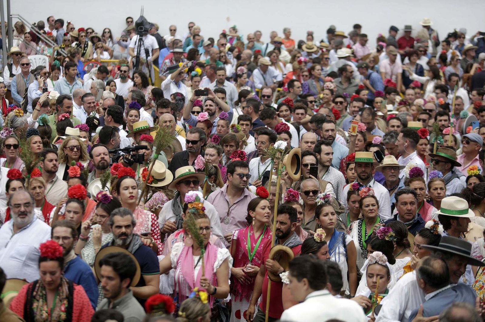 El Rocío 2023: Imágenes de ambiente y presentaciones de las Hermandades