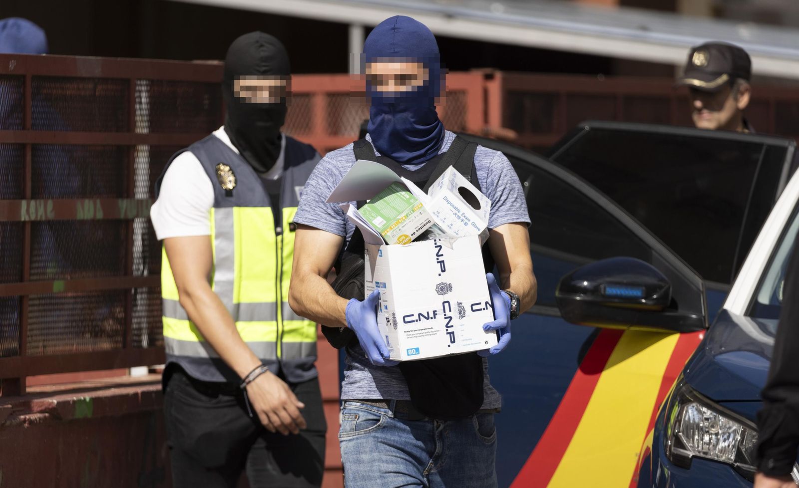 Batida contra la marihuana en el Polígono Norte, todas las fotos