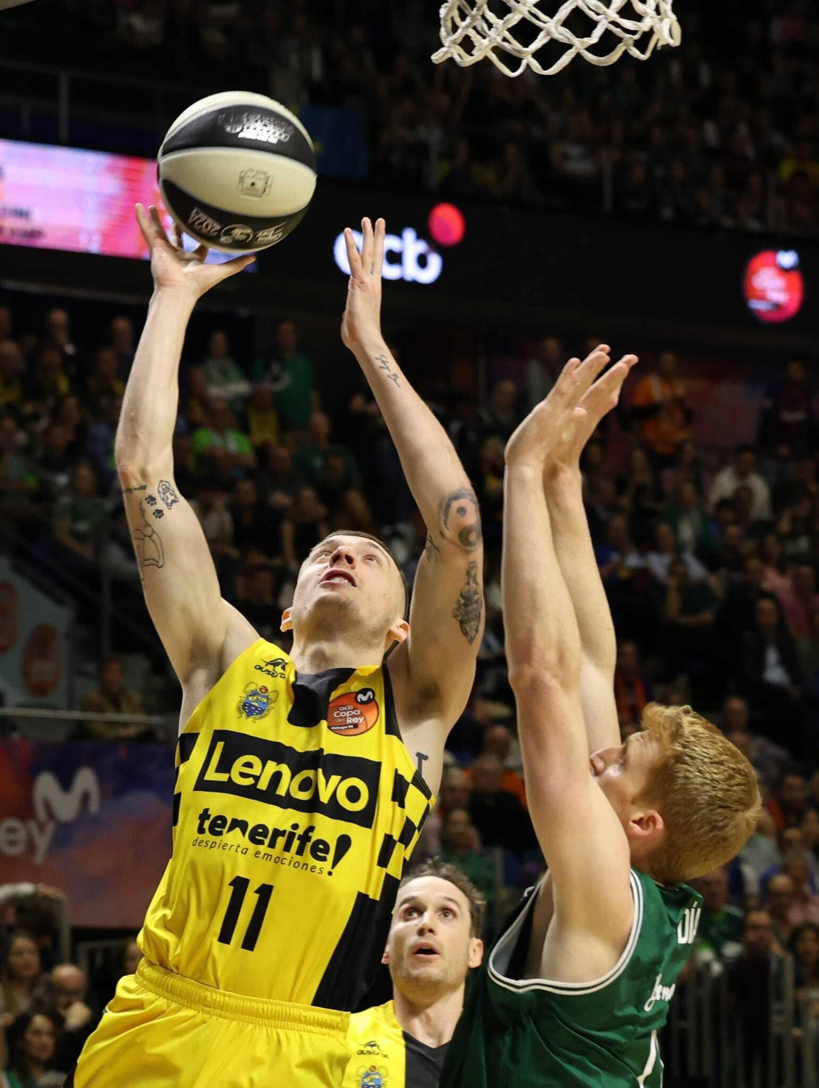 El Unicaja - Lenovo Tenerife de la Copa del Rey, en fotos