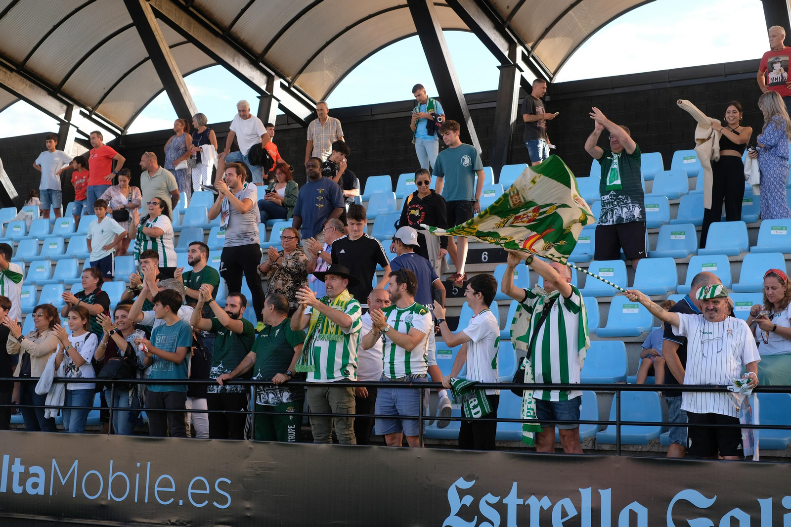 Las imágenes del triunfo del Córdoba CF en su visita al Celta B