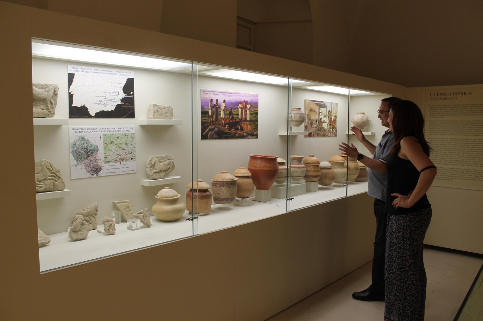 Vitrina en el Museo Histórico y Arqueológico de Baena.