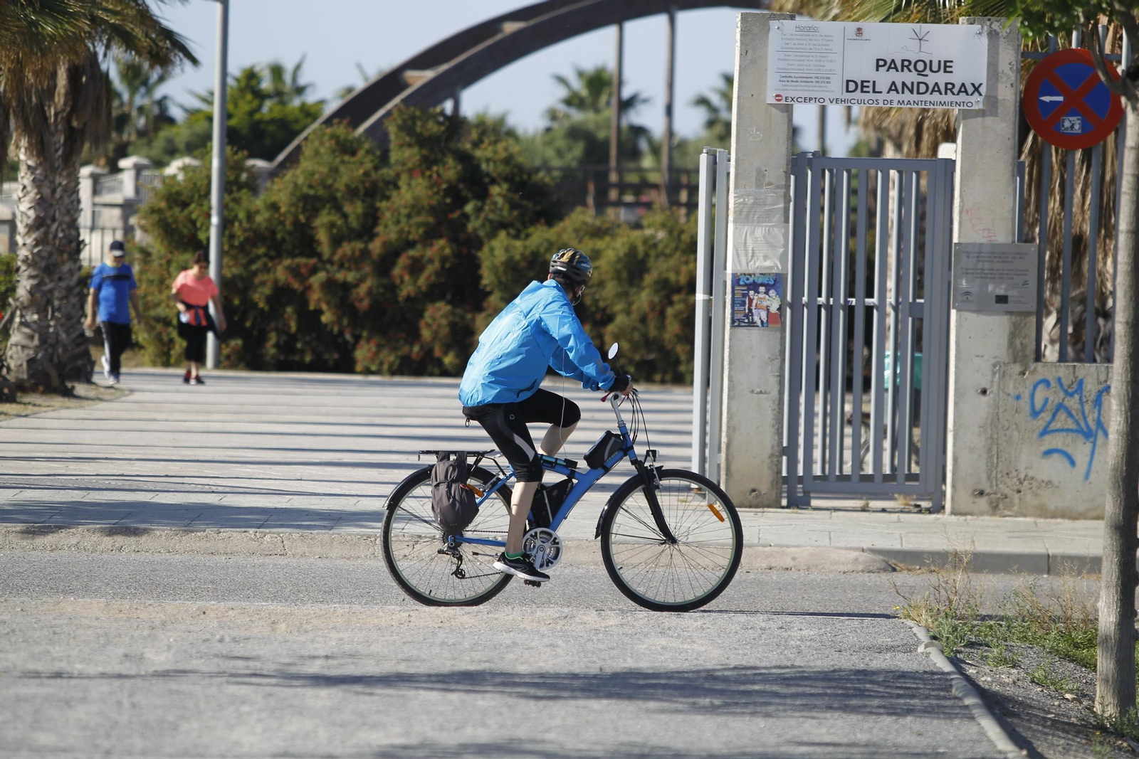 Fotogalería domingo de deporte en coronavirus. COVID-19. Almería
