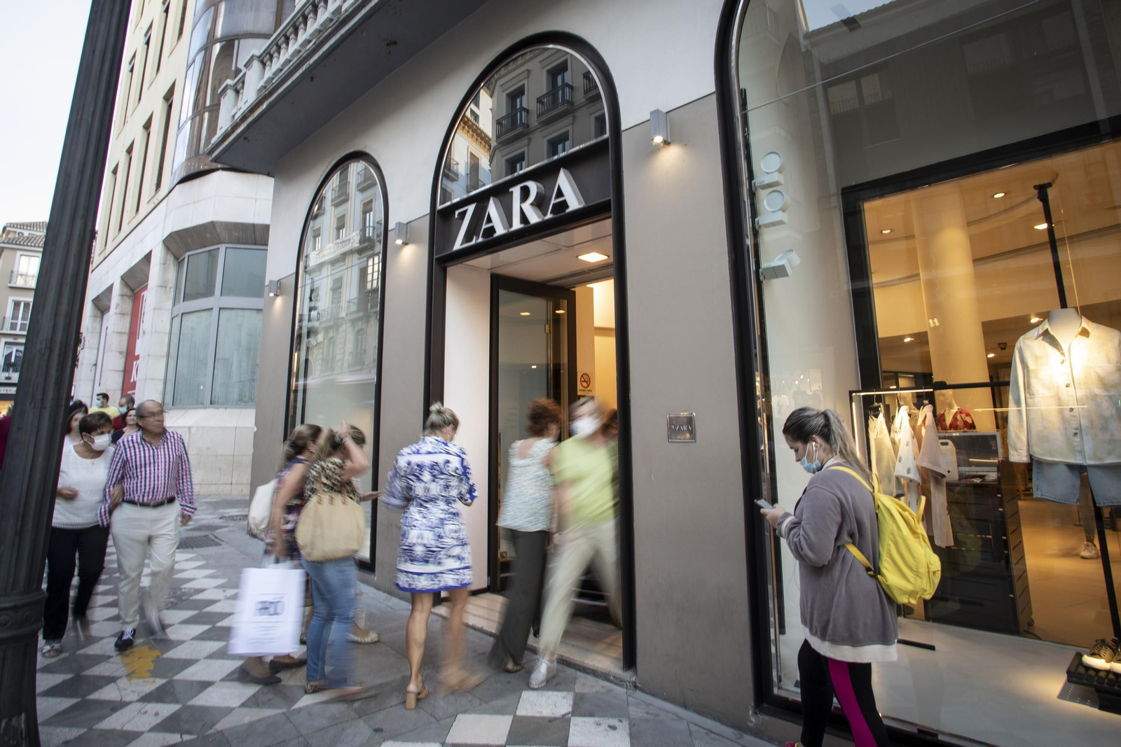 Tienda de Zara, perteneciente al grupo Inditex.