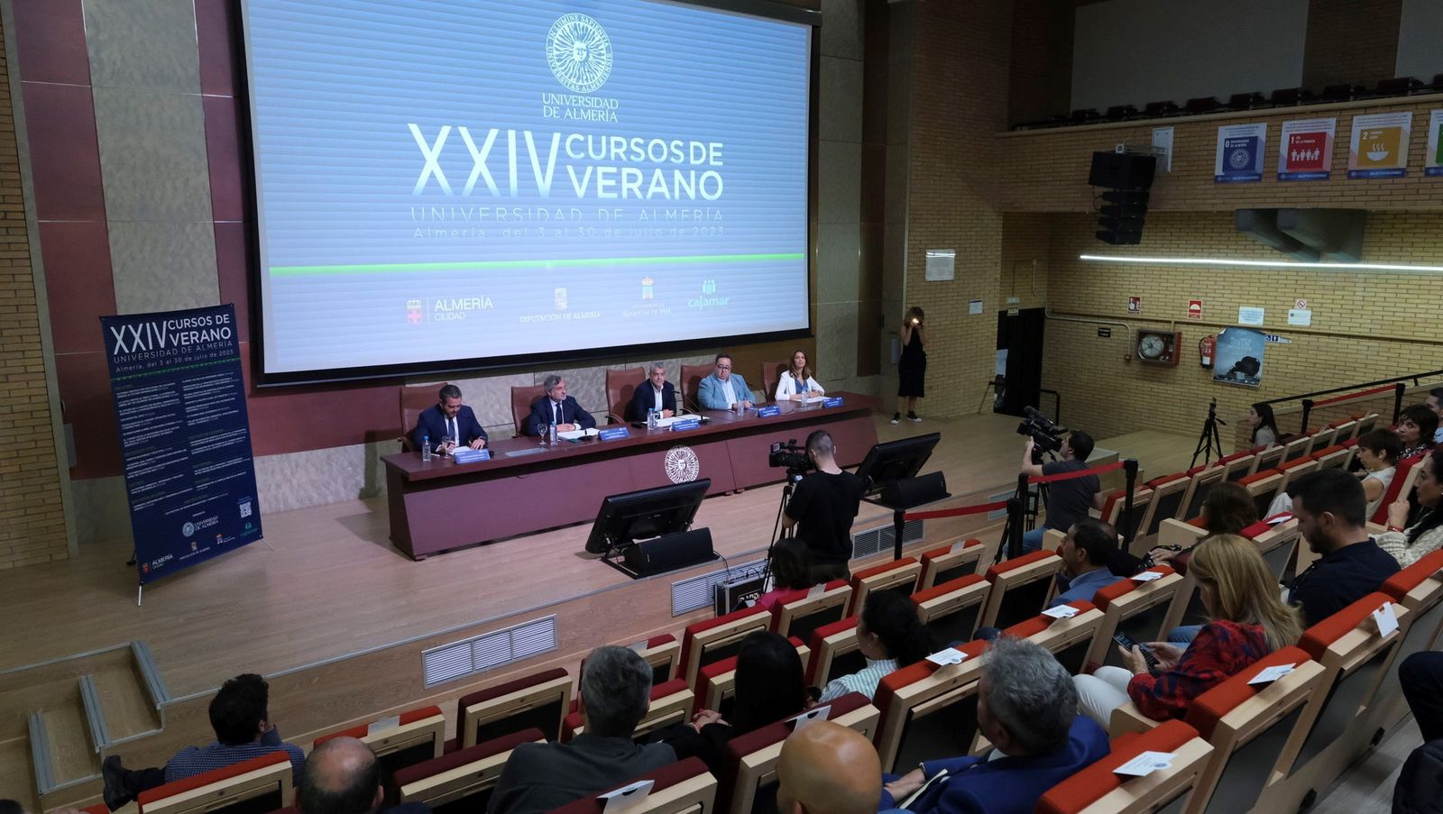 Presentación de los XXIV Cursos de Verano de la Universidad de Almería.