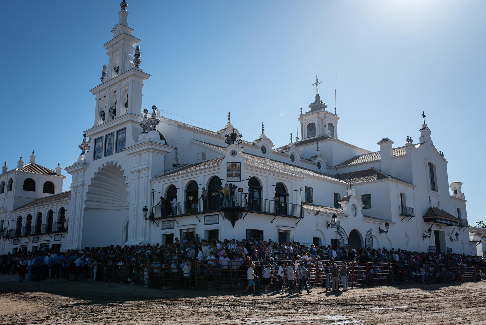 Imágenes de la Saca de las Yeguas a su paso por El Rocío
