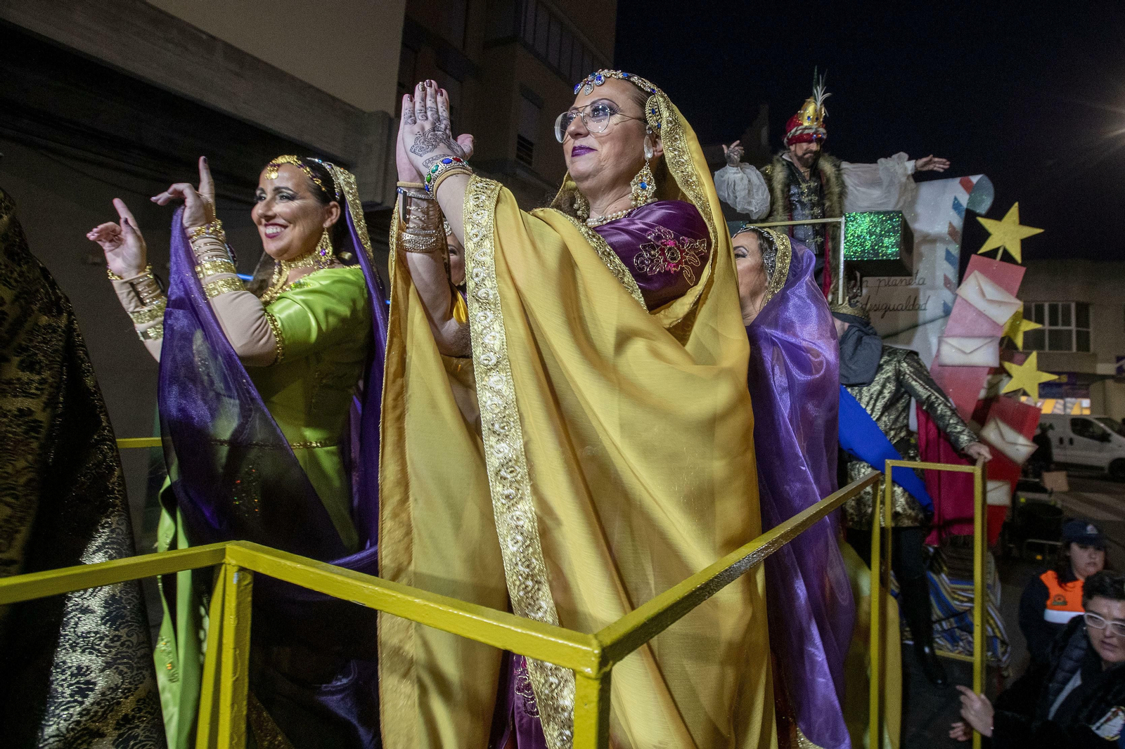 Las imágenes de la cabalgata del Heraldo de los Reyes Magos en San Fernando
