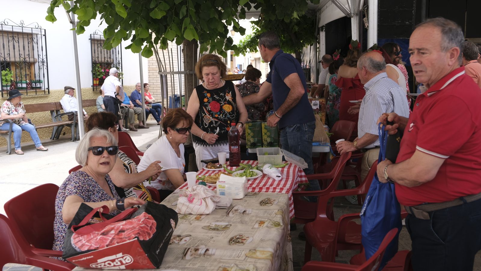 Imágenes del concurso de cata de vinos de las Fiestas de Abrucena 2022