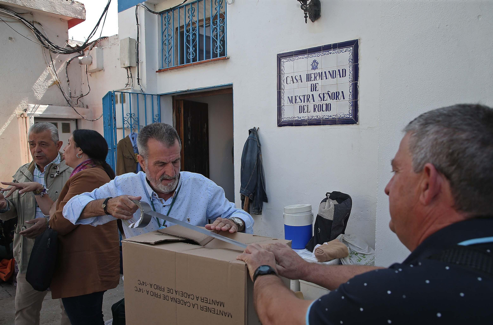 El inicio de la peregrinación hacia Almonte de la Hermandad del Rocío de La Línea en imágenes