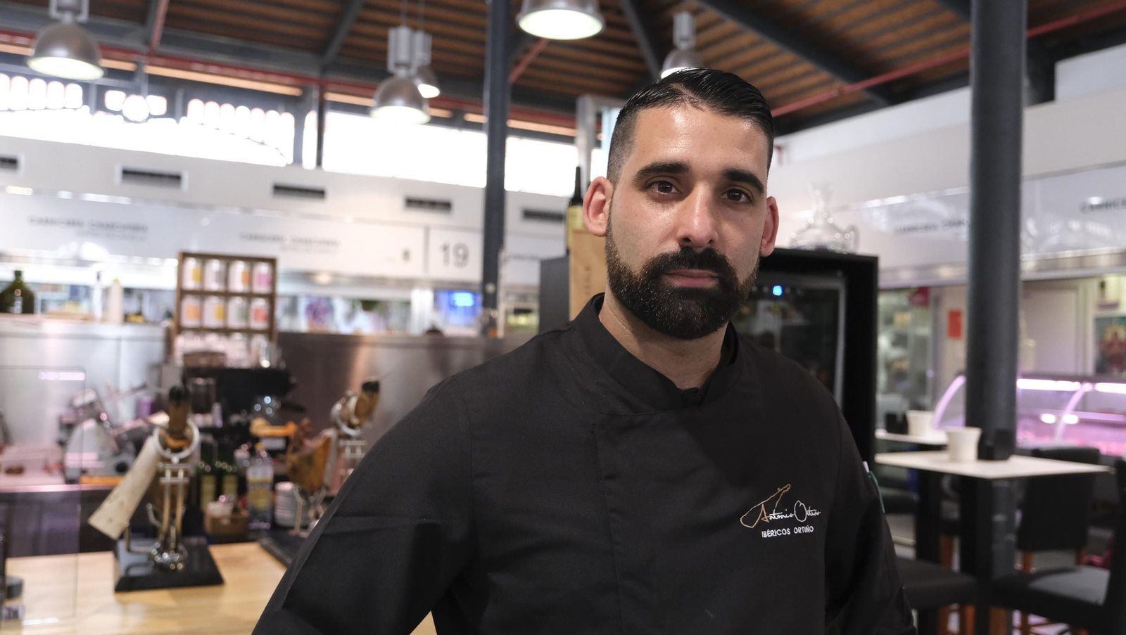 Restaurante Jamonería Antonio Ortuño, en el Mercado Central de Almería