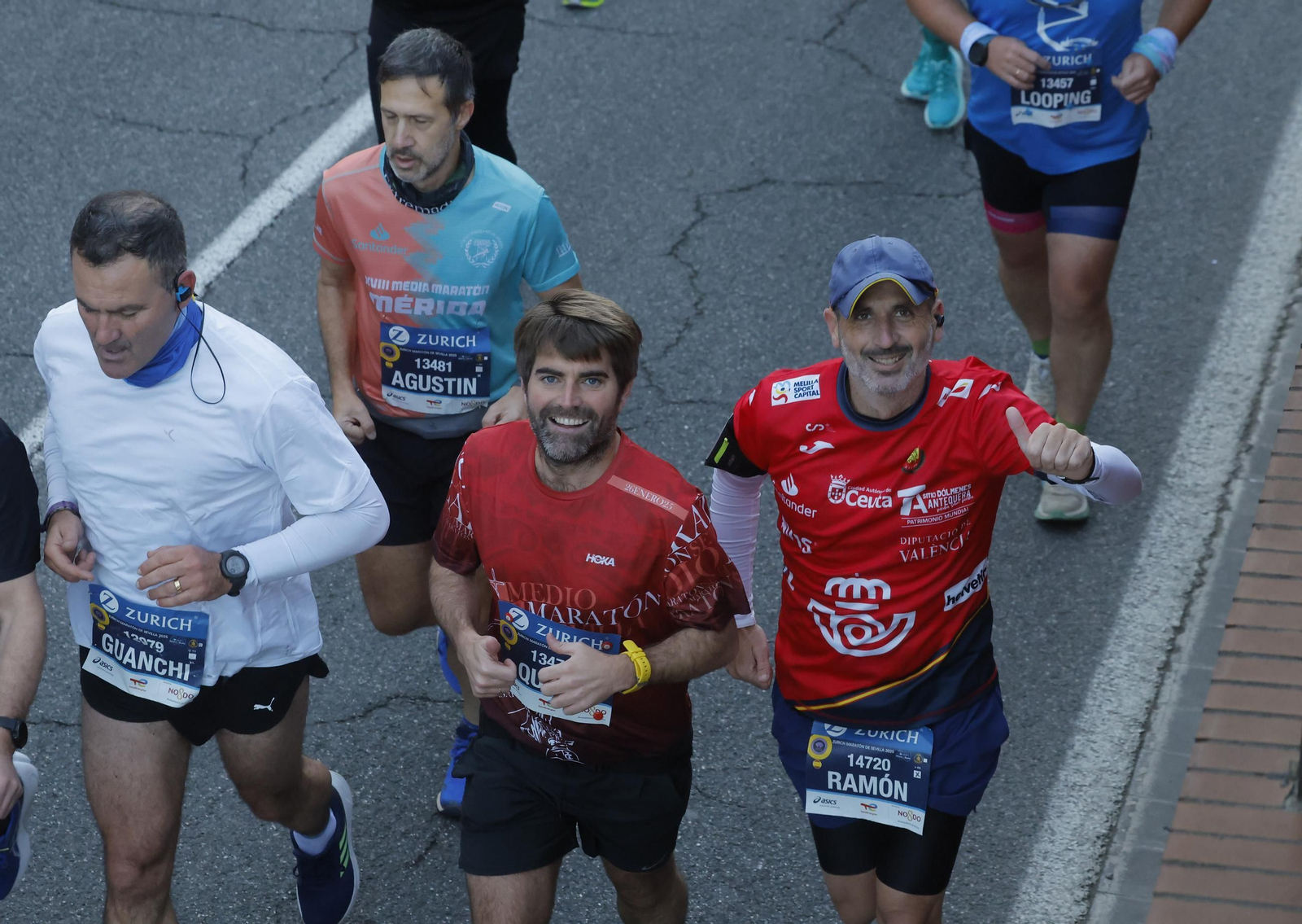 Búscate en el Zurich Maratón de Sevilla 2025