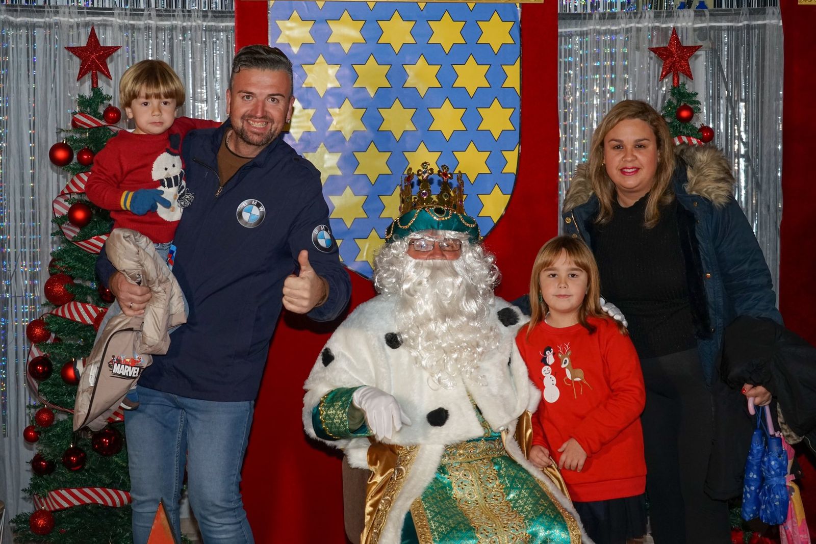 La lluvia no pudo con una ilusión desbordante en Vícar: la cabalgata estática, en imágenes