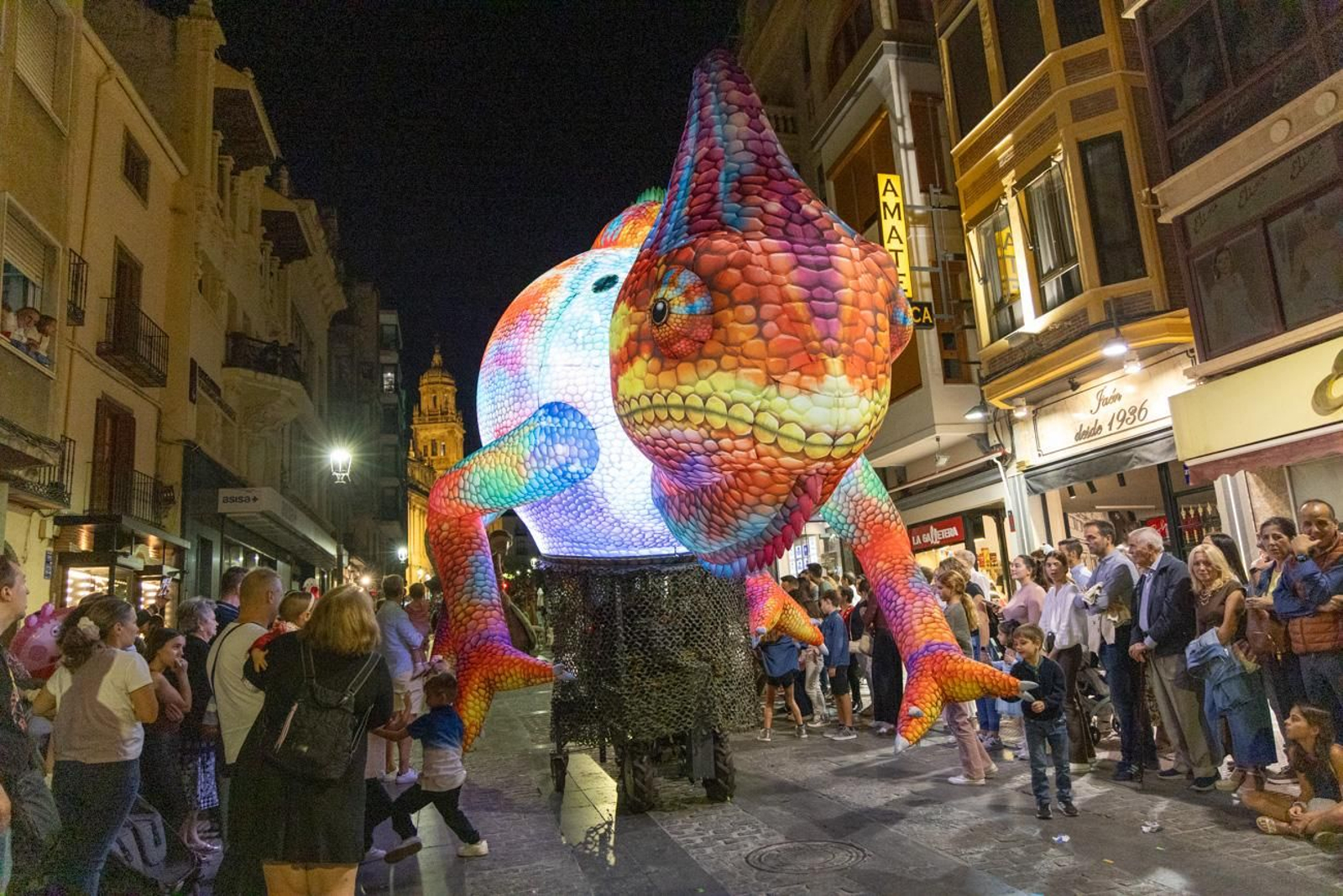 Pregón de David Uclés y cabalgata por la Feria de San Lucas