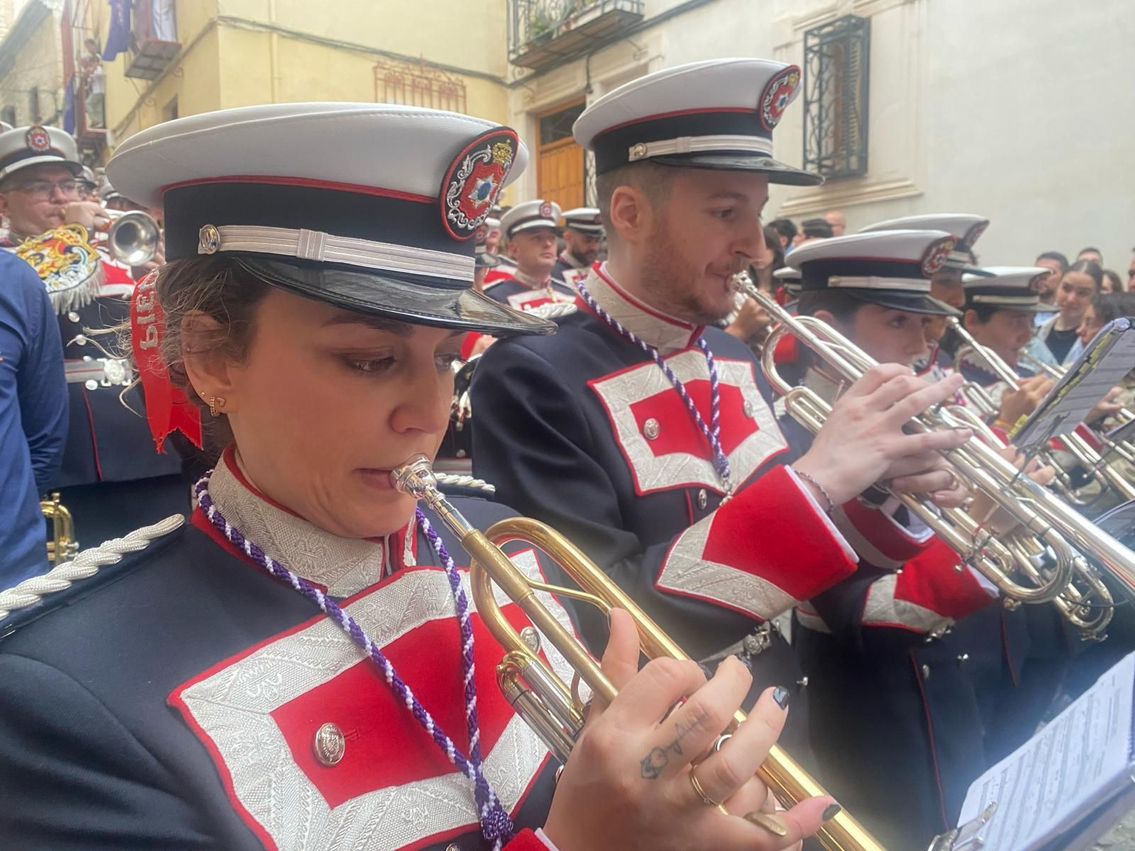 Tarde de Domingo de Ramos con cielos grises