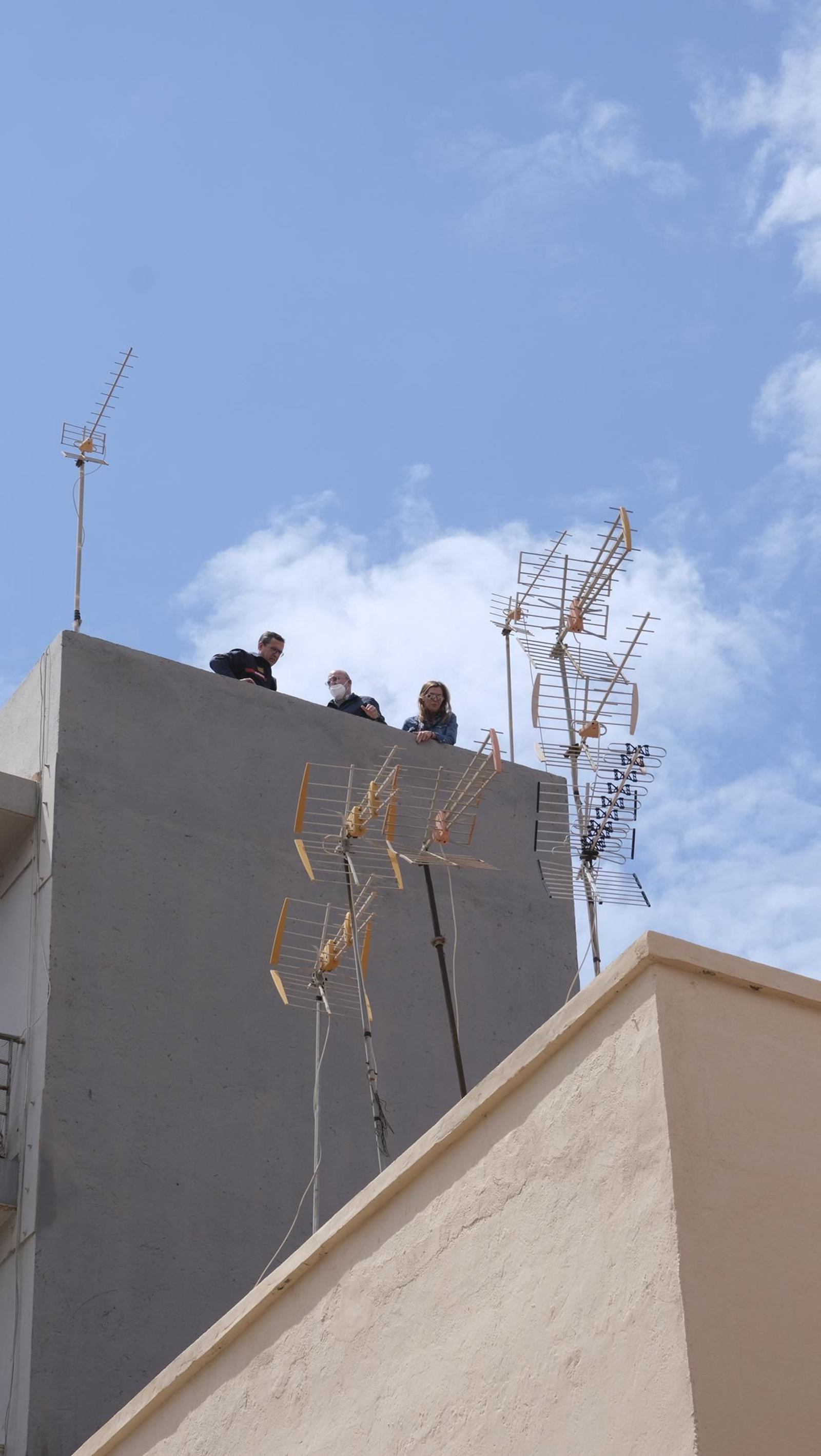 Imágenes de la vivienda con daños en el Tagarete. Almería