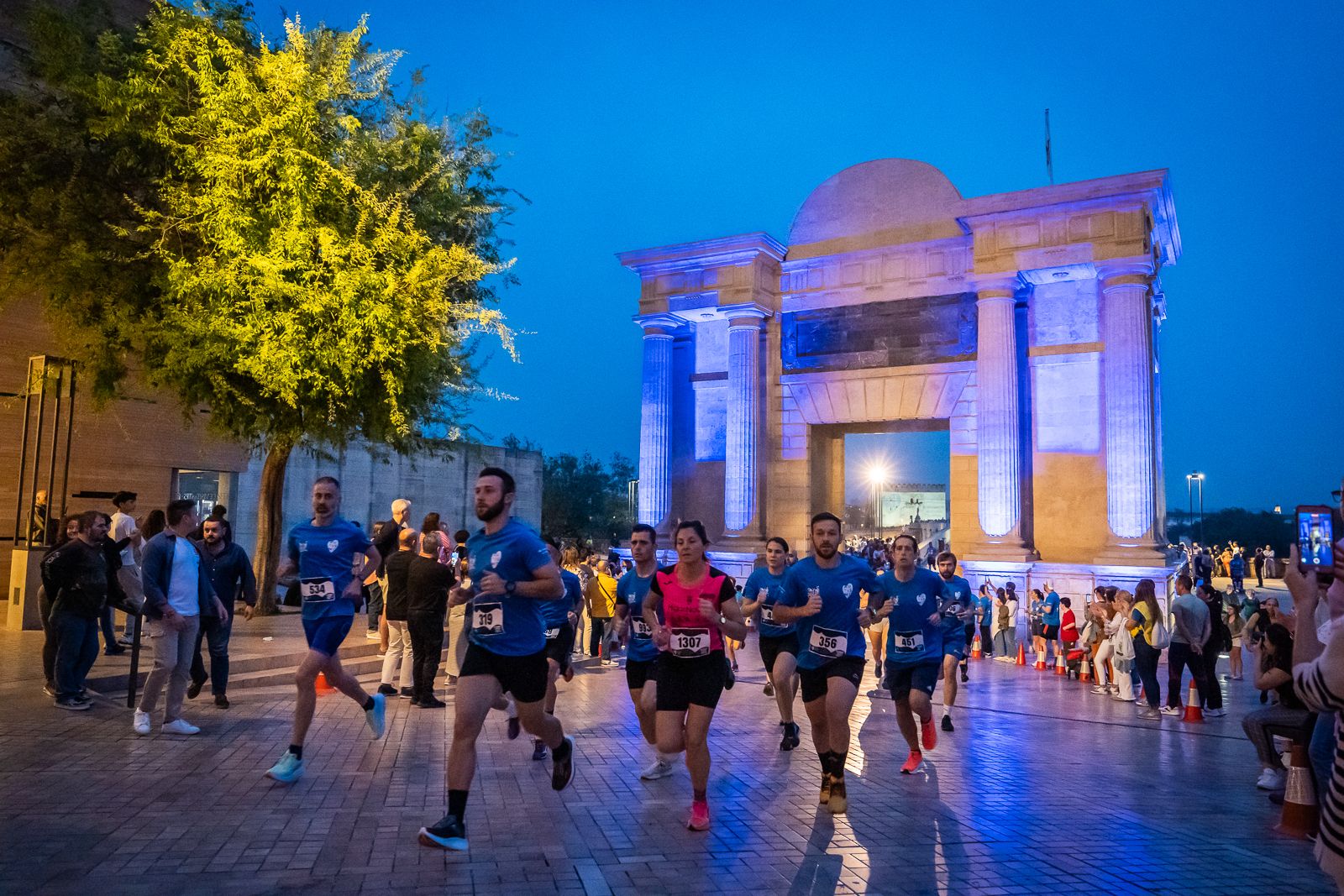 Carrera por el Autismo en la Puerta del Puente.