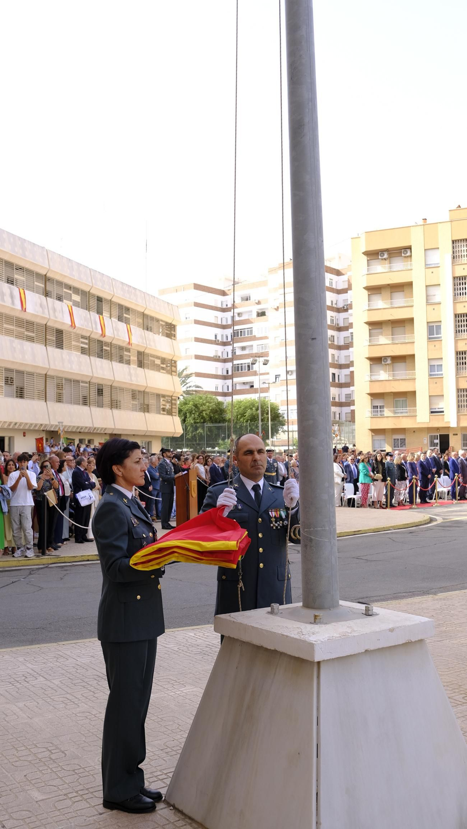 Las imágenes de la celebración del Día del Pilar en la Comandancia de la Guardia Civil de Almería