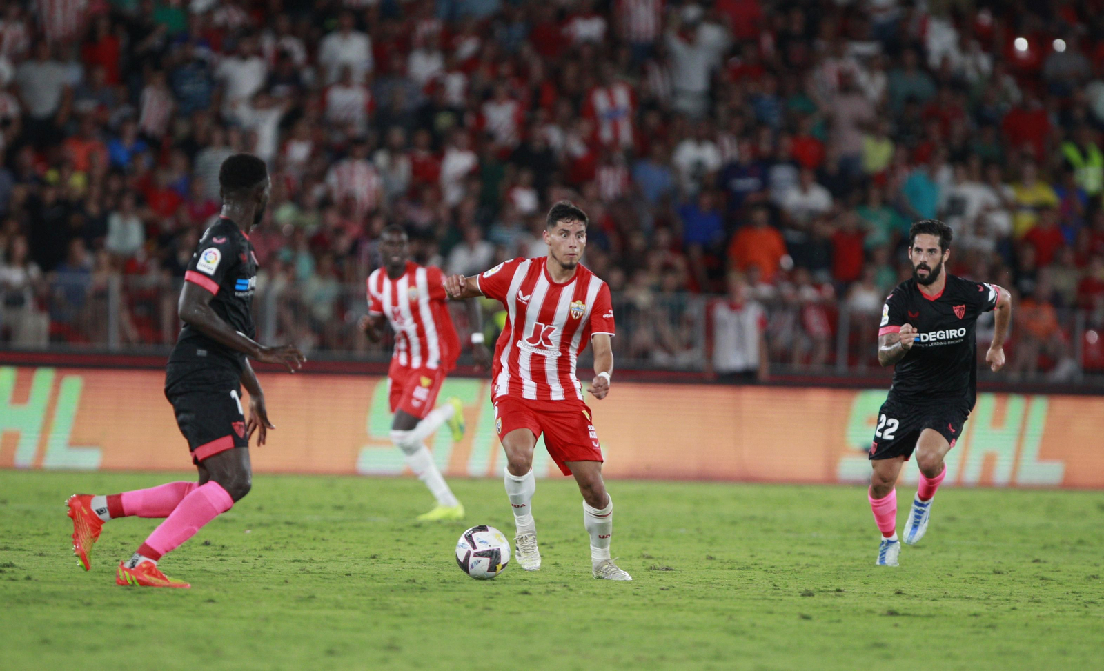 Imágenes del partido U.D. Almería-Sevilla F.C.